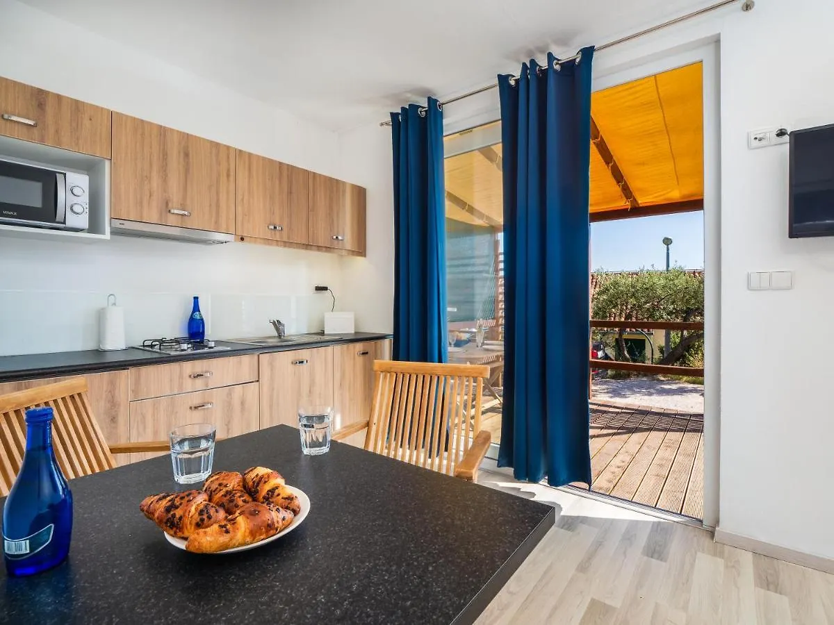 Salve Croatia Mobile Homes In Amadria Park Trogir Seget Vranjica Kemping